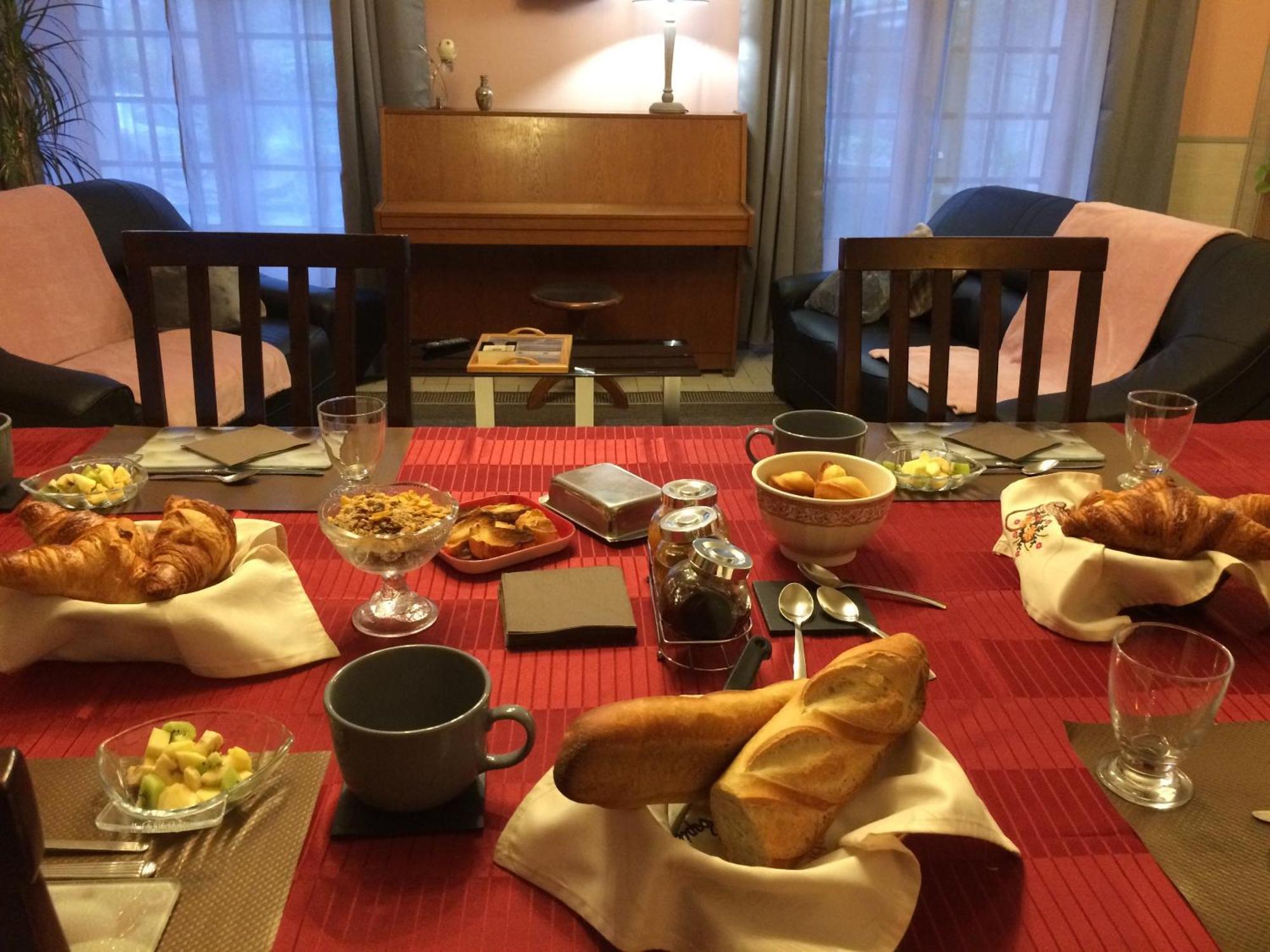 Chambres D'Hotes Du Domaine Capiet Courpiac Ngoại thất bức ảnh